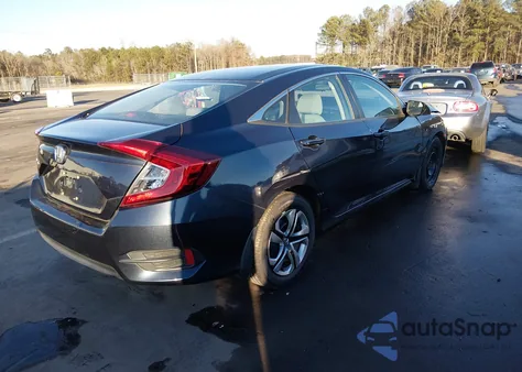 2017 Honda Civic Lx z USA, uszkodzony, nr VIN 2HGFC2F56HH532555